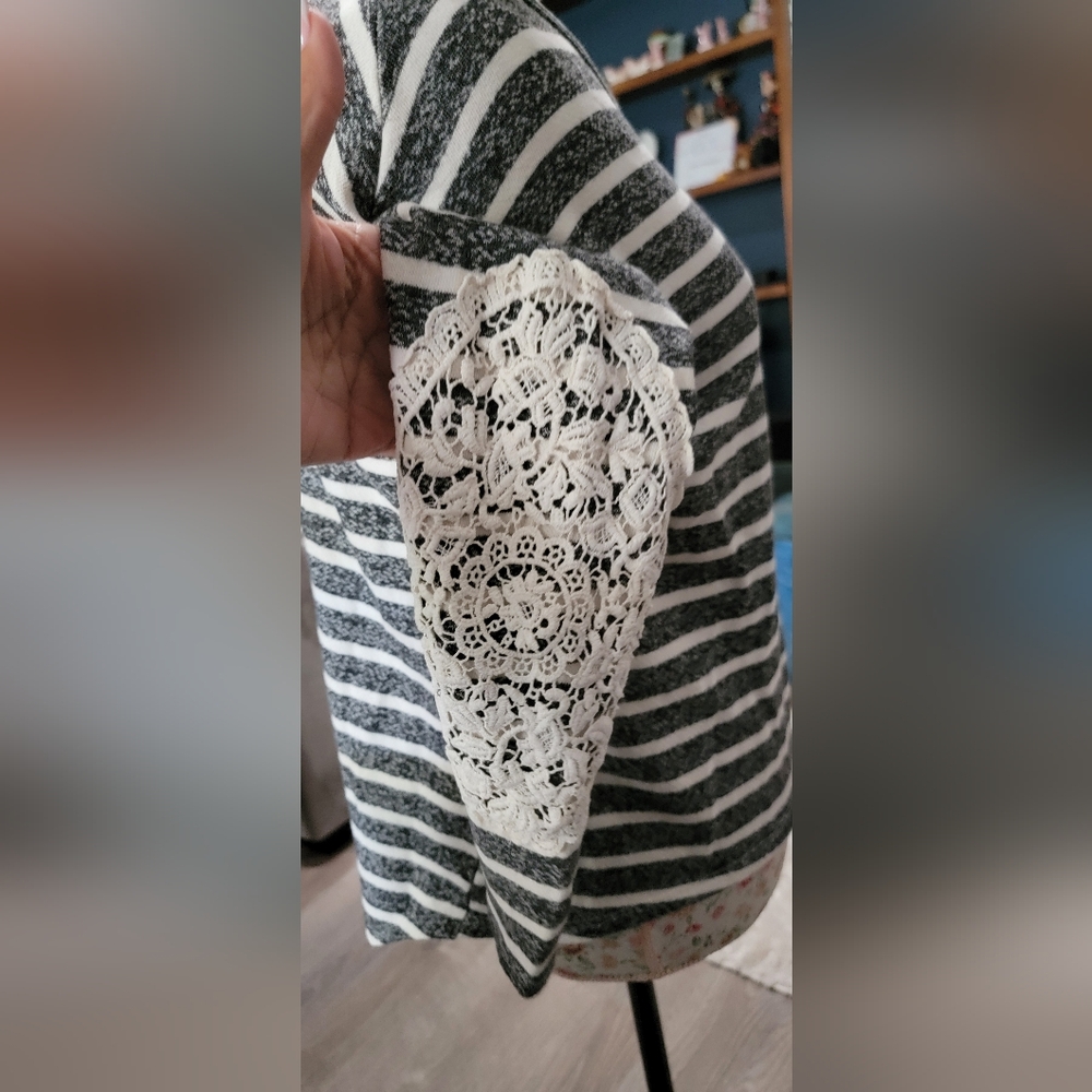 Striped Black and White Sweater Size Small - Picture 2 of 4